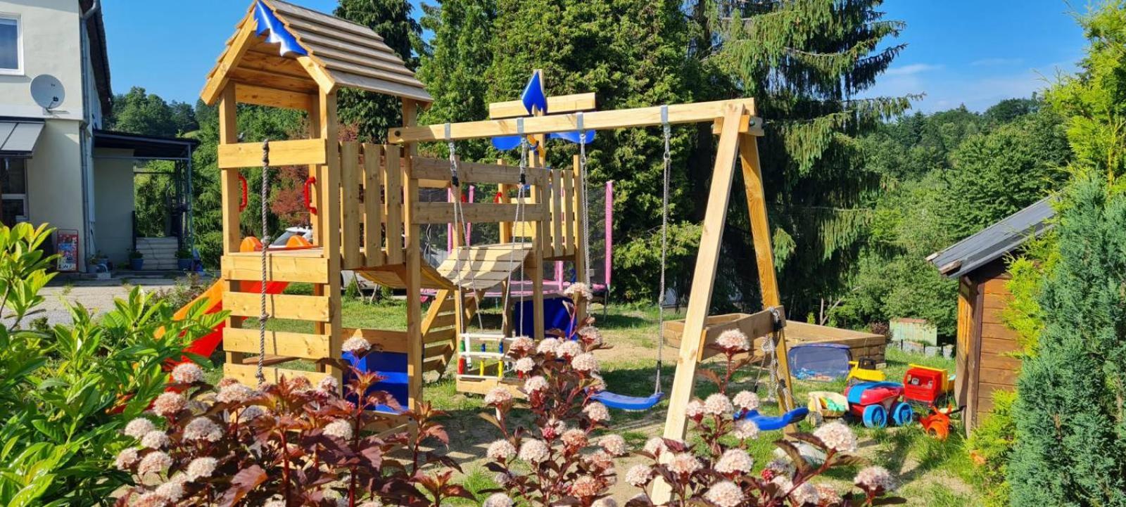 Villa Paradajs - Ubytovanie Pri Jazere Банска-Штьявница Экстерьер фото